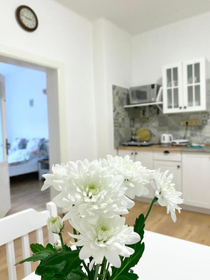 Apartman Marketa Appartement Bystrice  Buitenkant foto